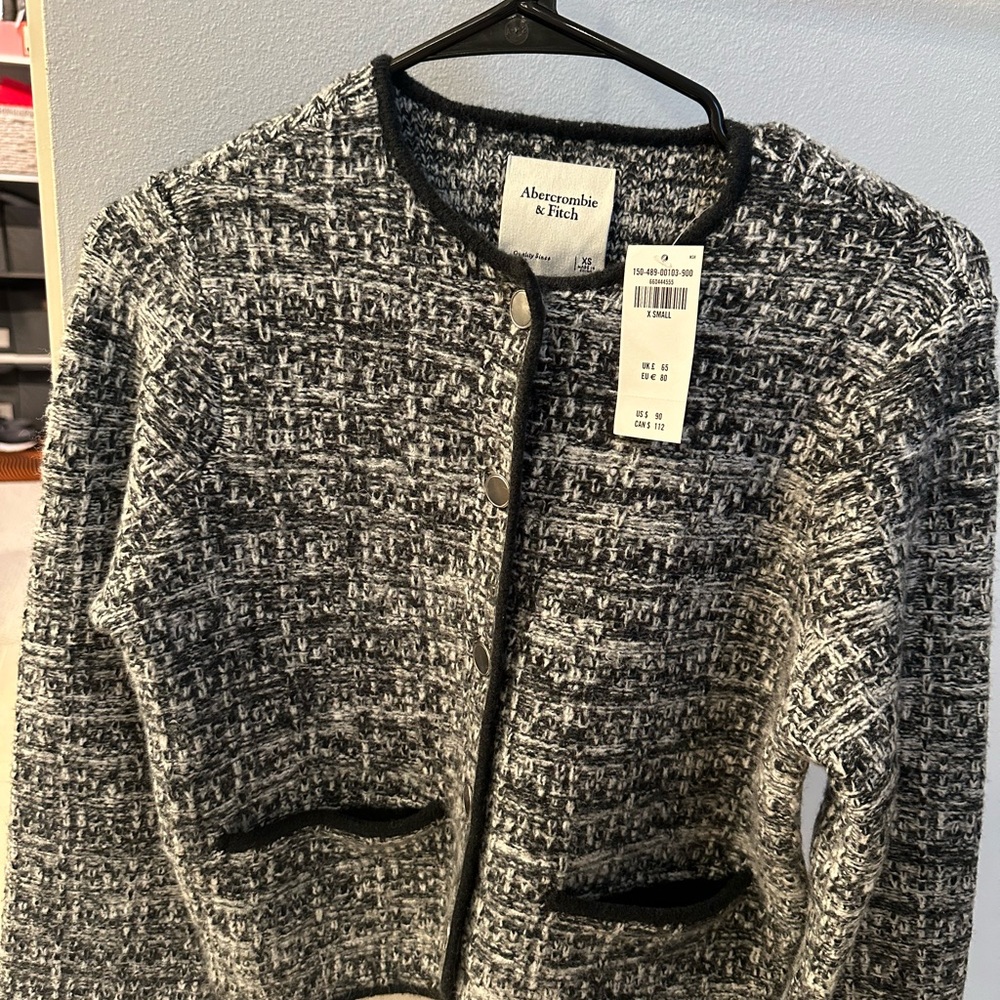 Abercrombie & Fitch Women's Black and White Jacket